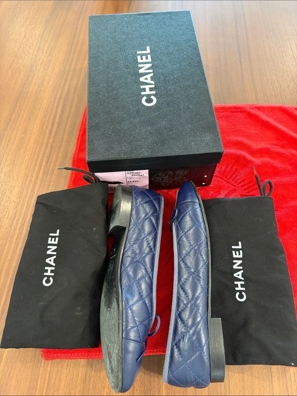 CHANEL Leather Ballet Tumbled Cal Embossed reasonable offers minor scratches